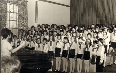 Életképek - 0022_Éneklő ifjúság_1971_Papp Györgyné