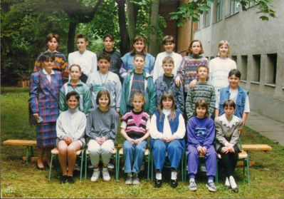 Osztályképek - 0006_1995