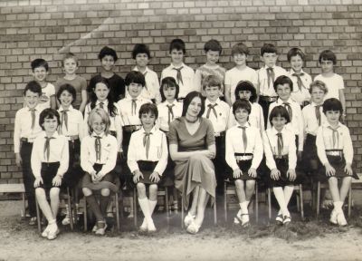 Osztályképek - 0038_1985